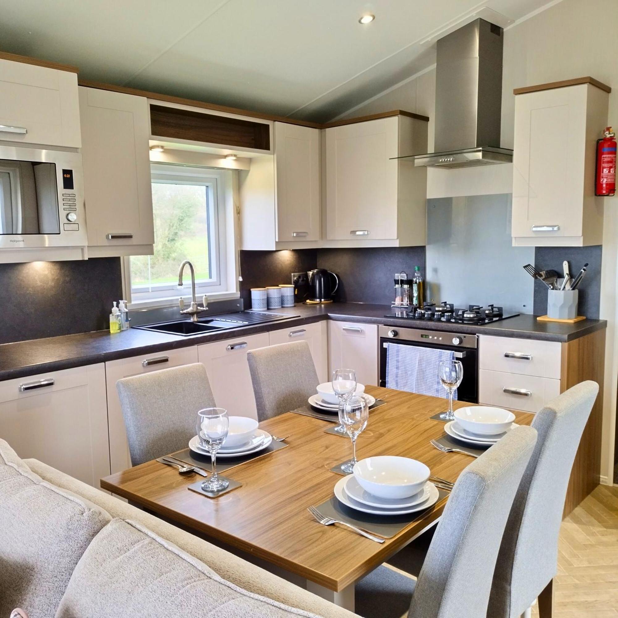 Caplor Glamping & Lodges Hereford Eksteriør billede