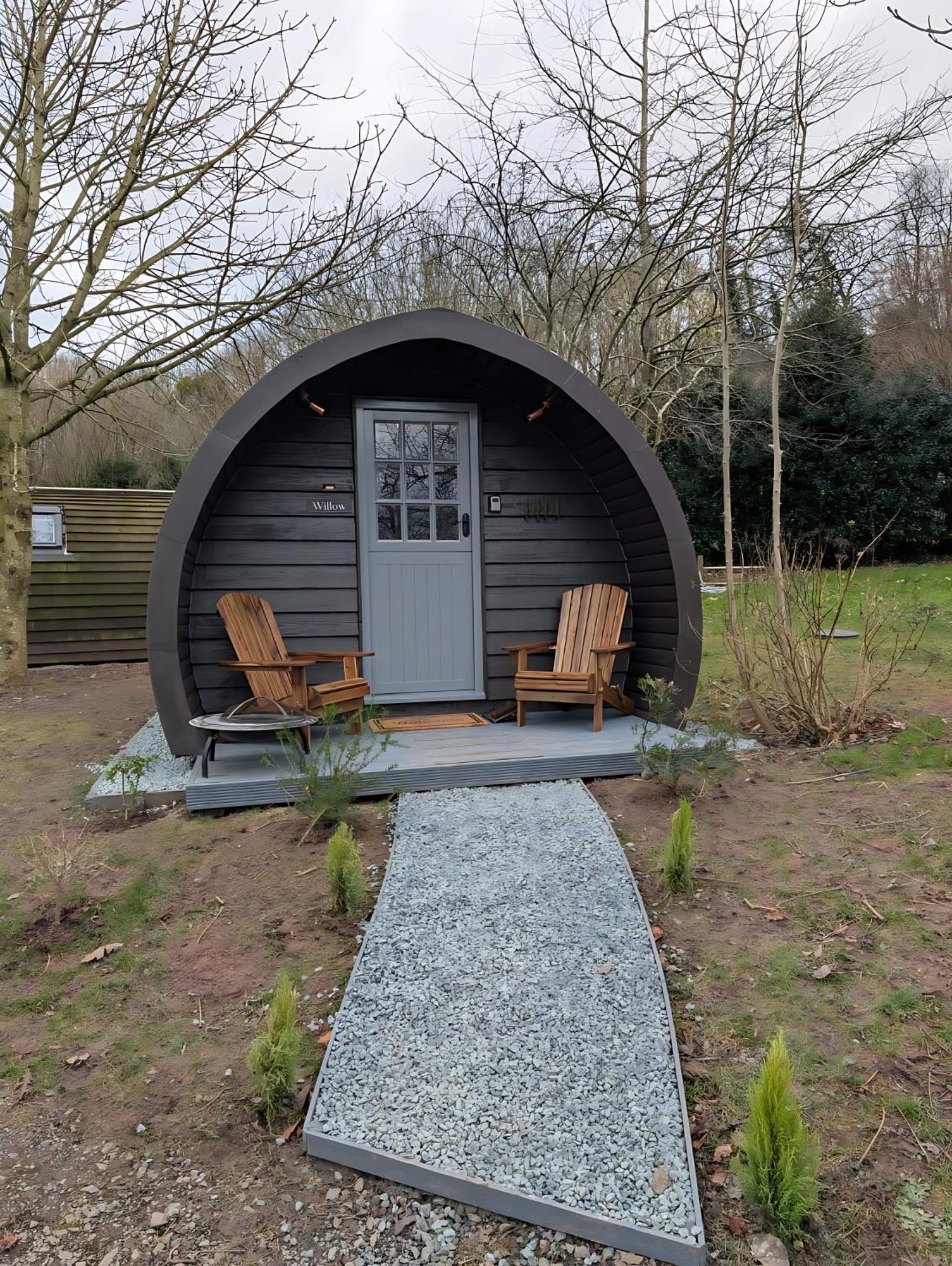 Caplor Glamping & Lodges Hereford Eksteriør billede